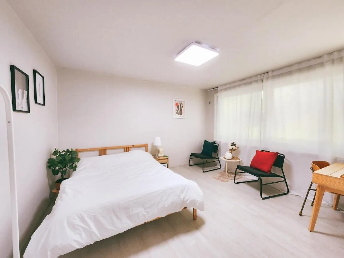 Raum Apartment Seoul