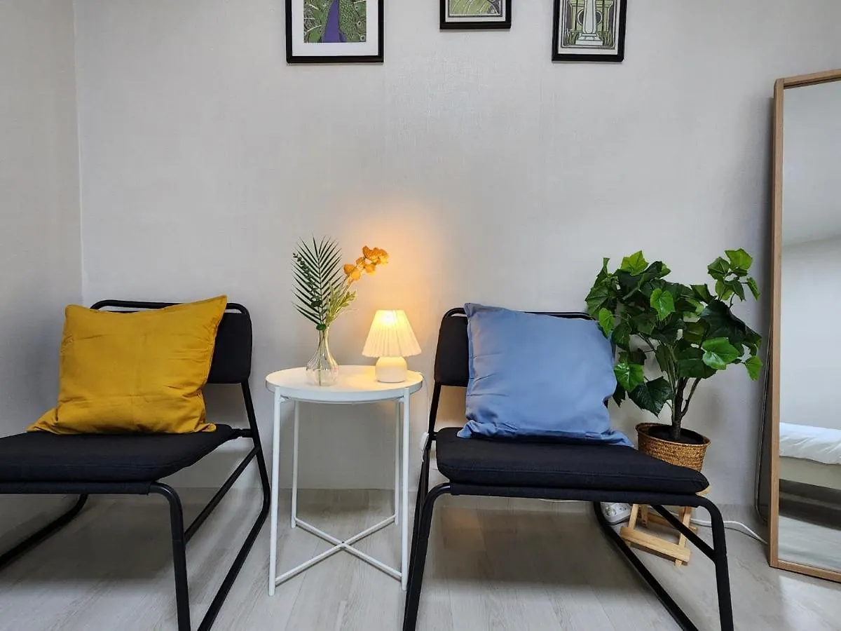 Raum Apartment Seoul